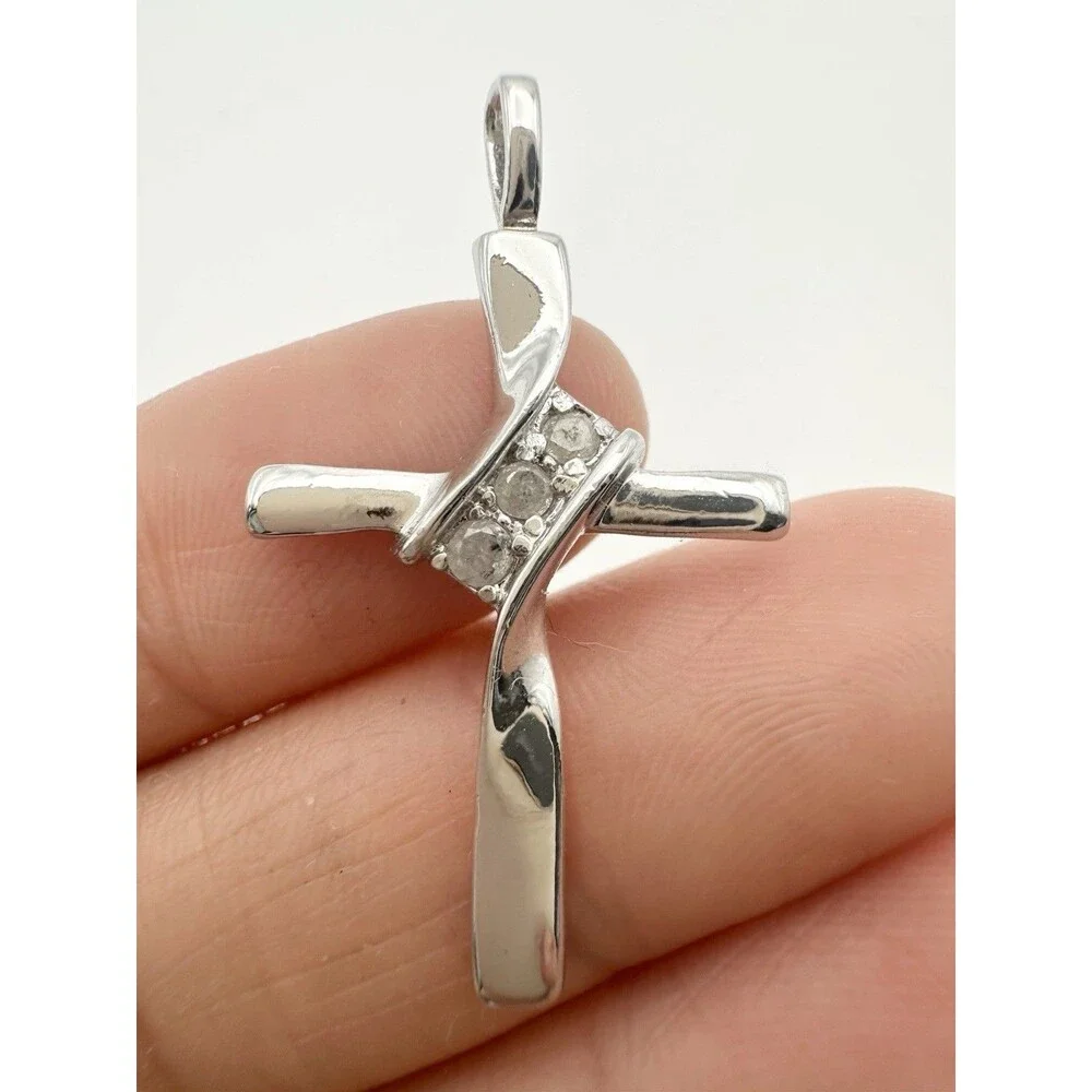 925 sterling silver genuine diamond Cross Pendant